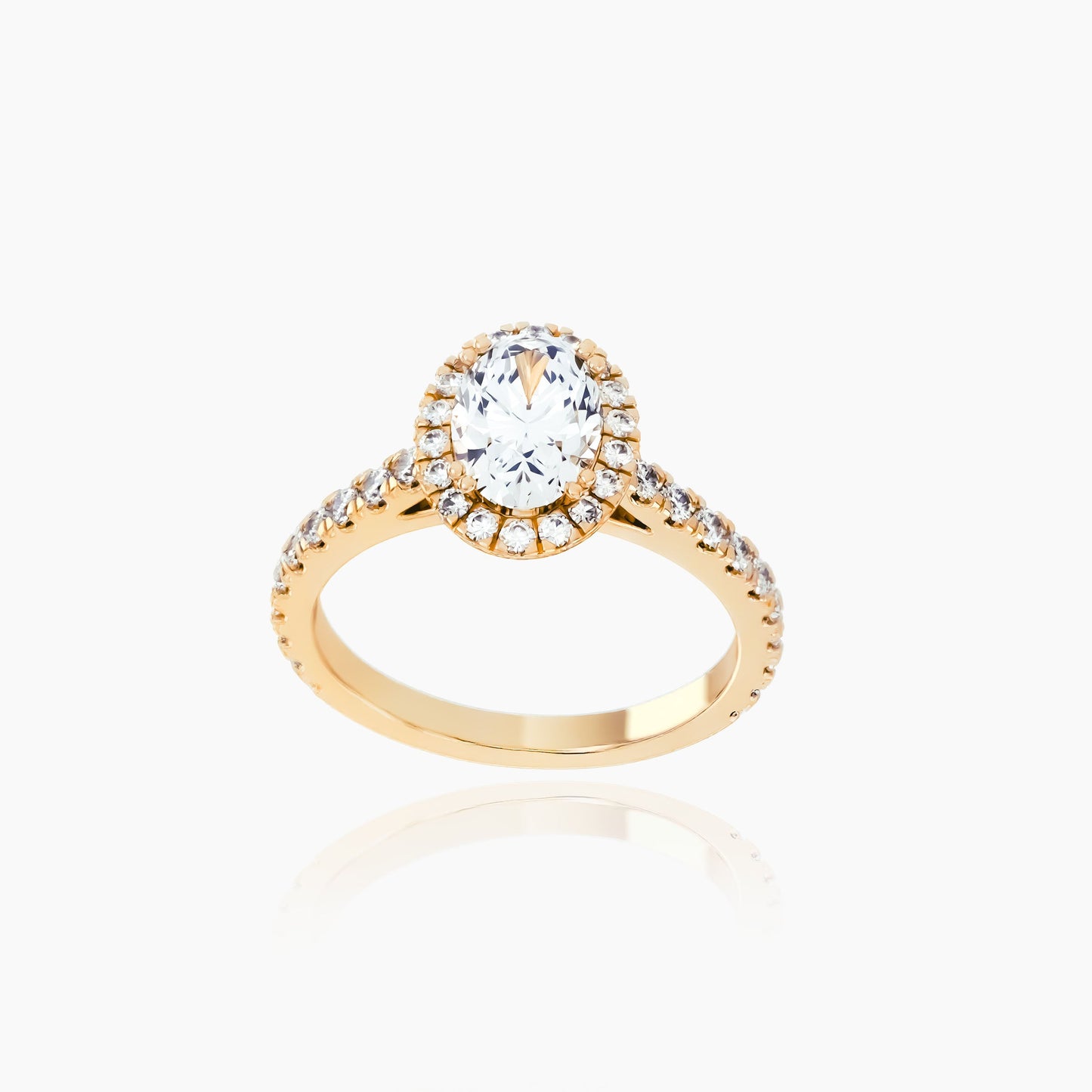 18K Yellow Gold Azure Pavé Oval Halo