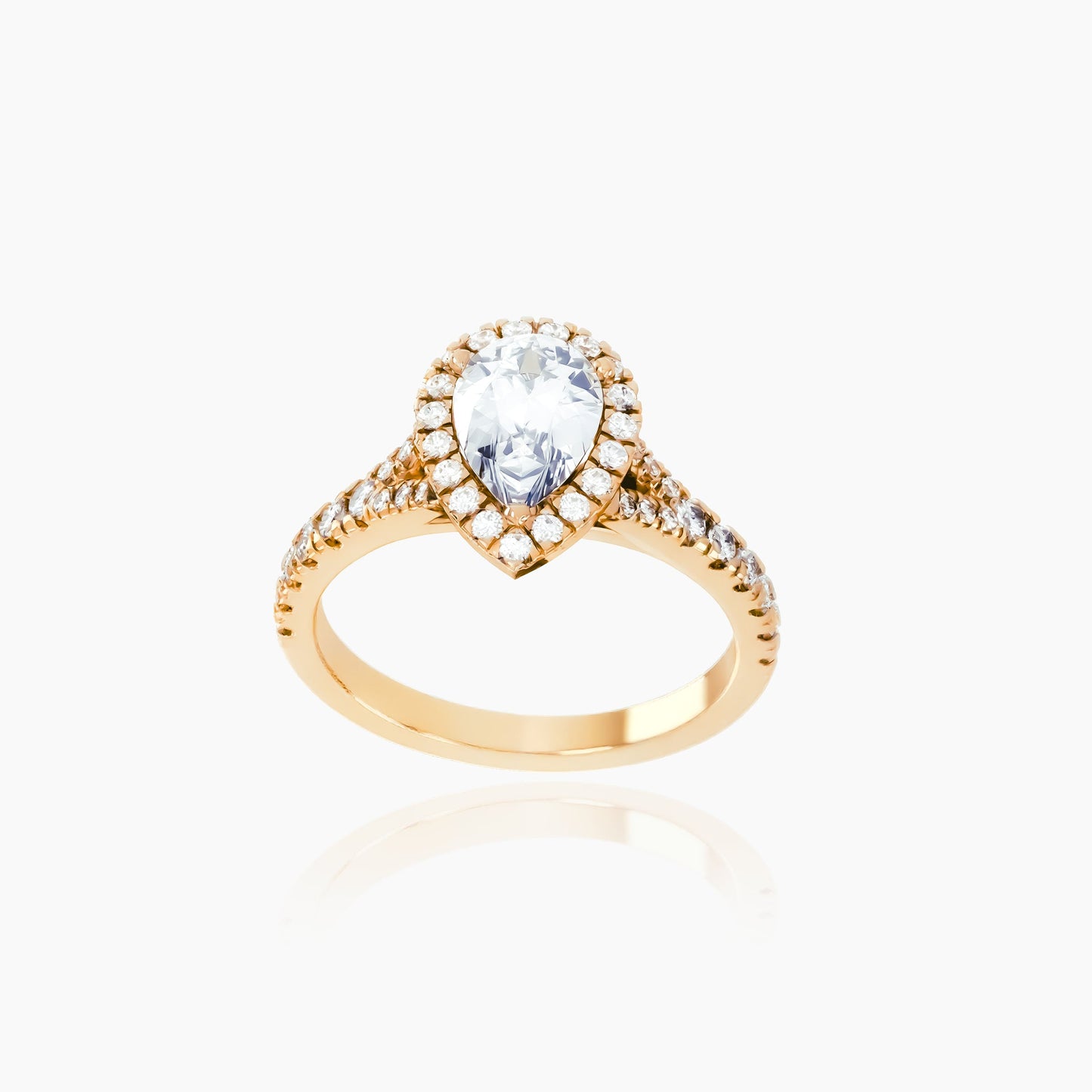 18K Yellow Gold Azure Pavé Pear Halo